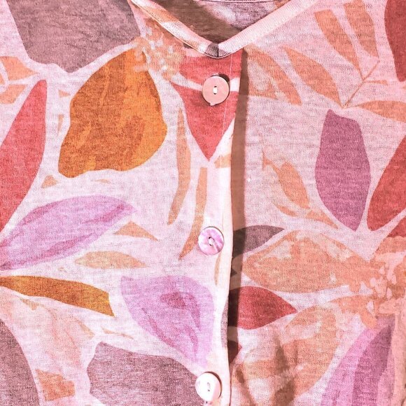 Nicole Miller 100% Linen Floral Top Spring and Summer with Buttons Down the Back - Picture 2 of 4